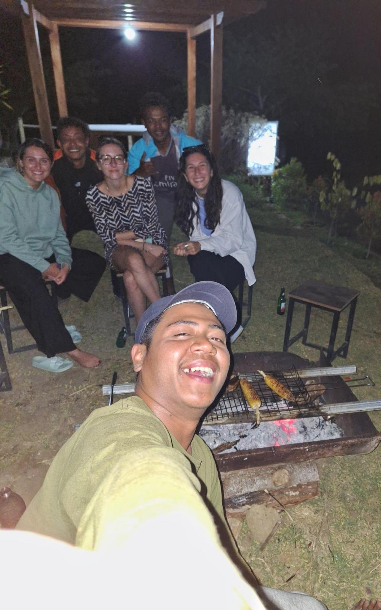 Family Rinjani Bungalow Sajang Экстерьер фото